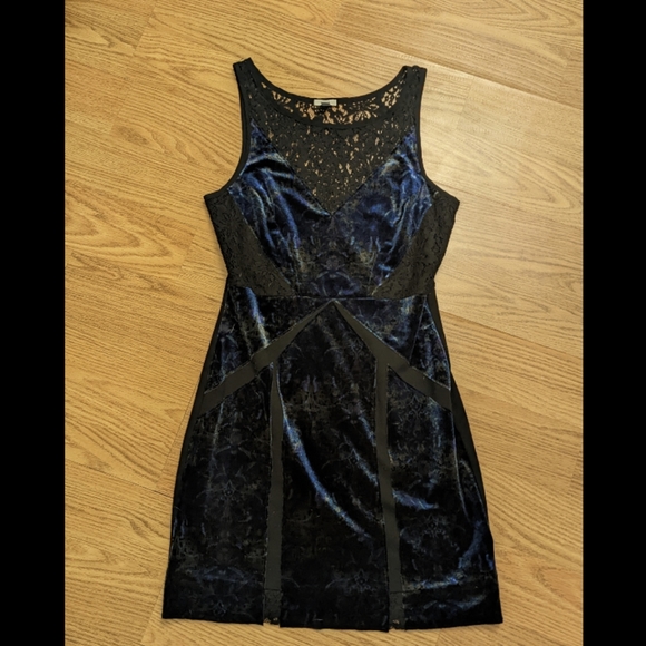 Cocktail dress - Picture 4 of 5